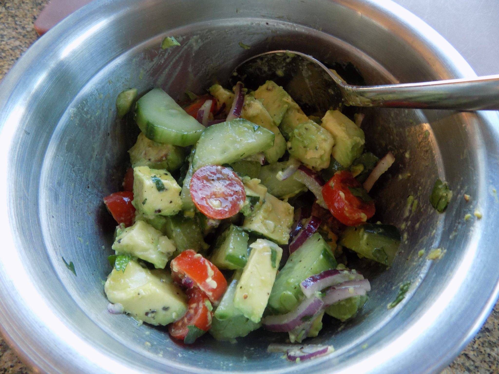 AVOCADO, TOMATO, RED ONION, AND CUCUMBER SALAD | CHEZ CARR CUISINE